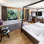 Luerzerhof - Luxury Nature 4*