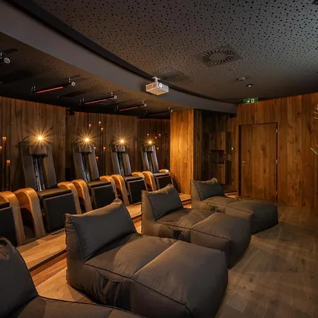 Hotell Luerzerhof - Luxury Nature 4*