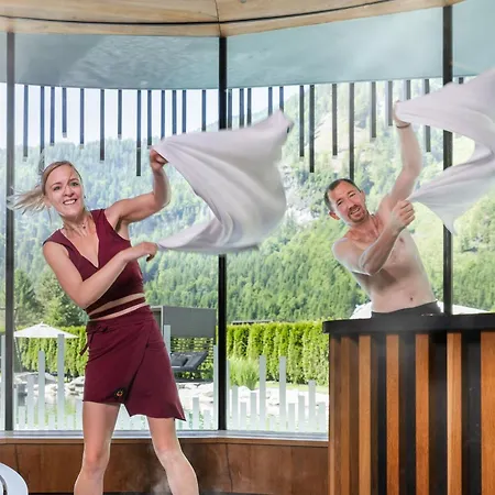 Hotell Luerzerhof - Luxury Nature 4*