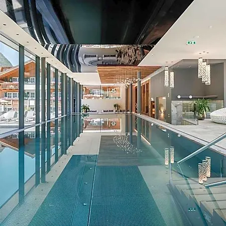 Hotel Lürzerhof - Luxury Nature 4*