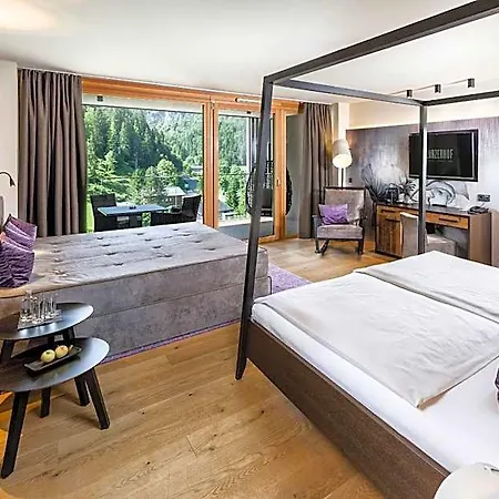 Luerzerhof - Luxury Nature Унтертауэрн