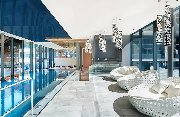 Hotel Luerzerhof - Luxury Nature